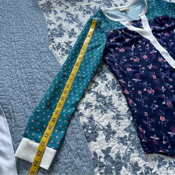 Mod Cloth Top Blouse Novelty Bird Print with Roll Tab Long Sleeves Size S - Picture 9 of 10